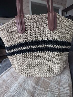 A.N.A Woven Straw Tote Bag with Black Stripe and Brown Handles/Zipper Closure